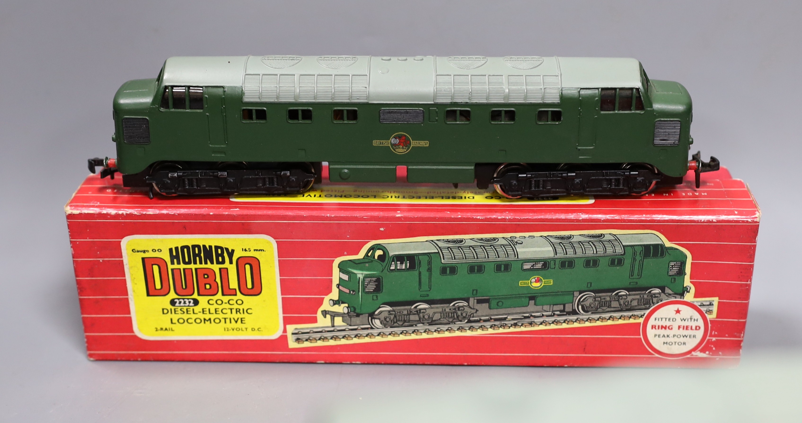 Hornby Dublo locomotives- boxed 2233 Co-Bo Diesel electric, 2232 Co-Co diesel electric, 2231 diesel electric shunting locomotive, EDL17 tank locomotive and 2218 tank locomotive, unboxed Golden Fleece with tender, Duchess